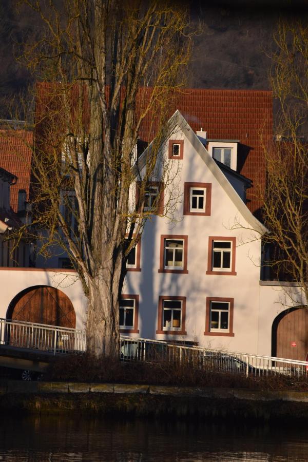 Maindrei - Schlafen Am Fluss Hotel Margetshoechheim ภายนอก รูปภาพ