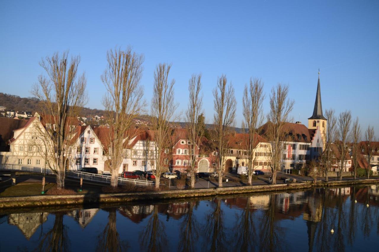Maindrei - Schlafen Am Fluss Hotel Margetshoechheim ภายนอก รูปภาพ