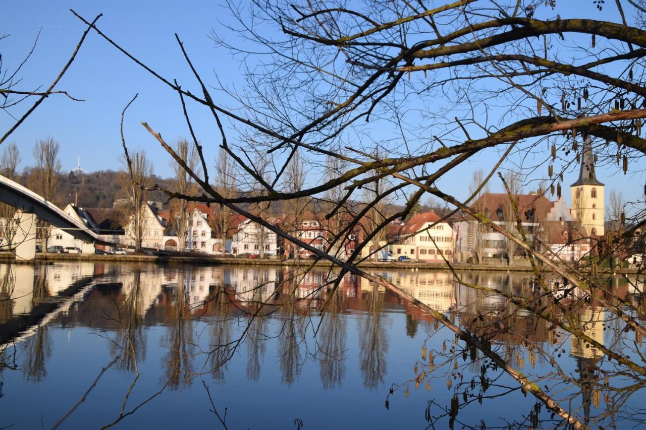 Maindrei - Schlafen Am Fluss Hotel Margetshoechheim ภายนอก รูปภาพ