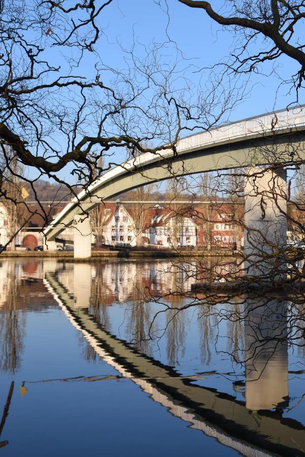 Maindrei - Schlafen Am Fluss Hotel Margetshoechheim ภายนอก รูปภาพ